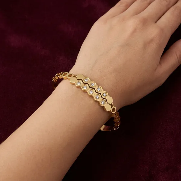 Honeycomb_Luxe_Bangle