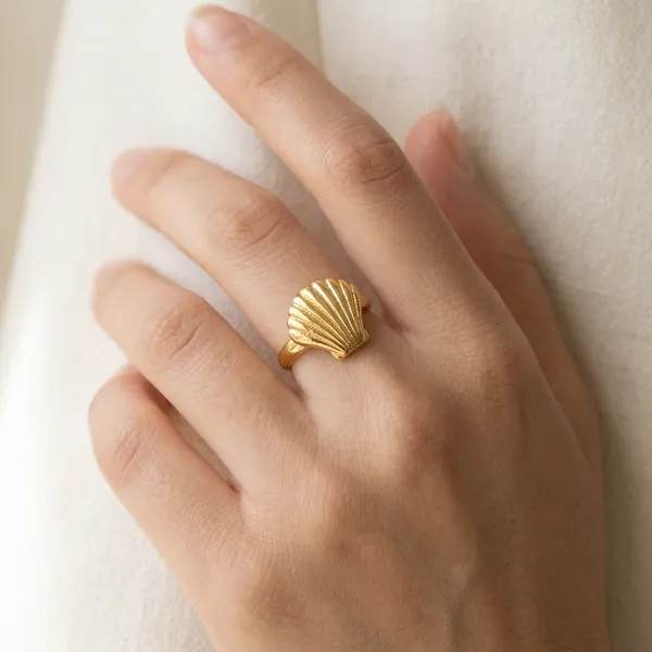 Gold_Stainless_Steel_Premium_And_Elegant_Ring_For_Women
