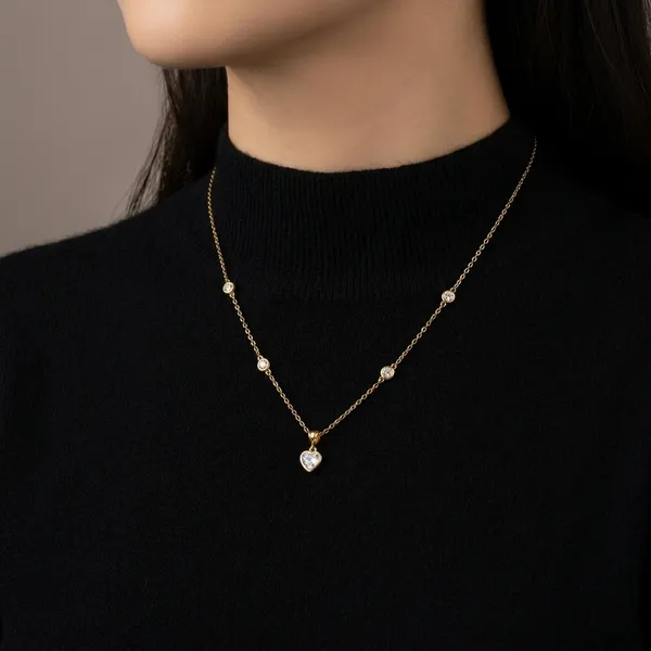 Gold_Stainless_Steel_Premium_And_Elegant_Pendant_Necklace_For_Women
