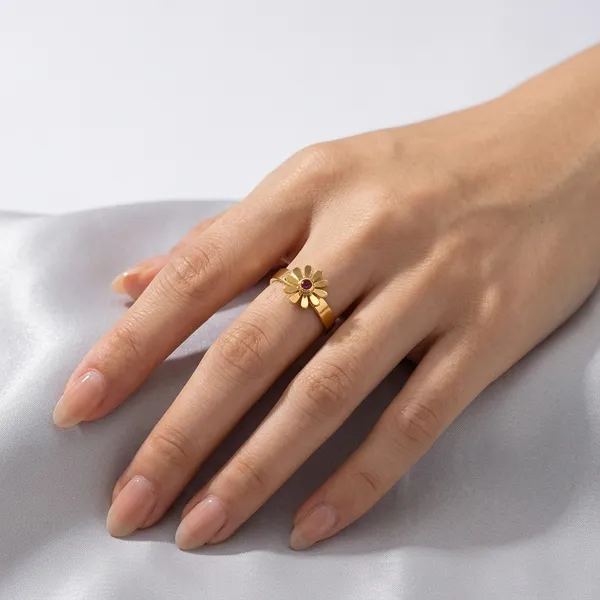 Gold_Stainless_Steel_Premium_And_Elegant_Ring_For_Women