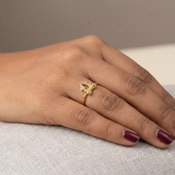 Gold_Stainless_Steel_Premium_And_Elegant_Ring_For_Women