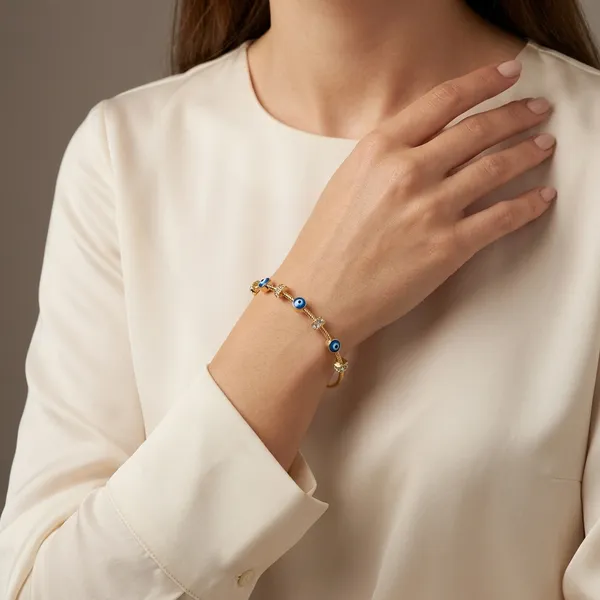 Gold_And_Blue_Stainless_Steel_Premium_And_Elegant_Bracelet_For_Women