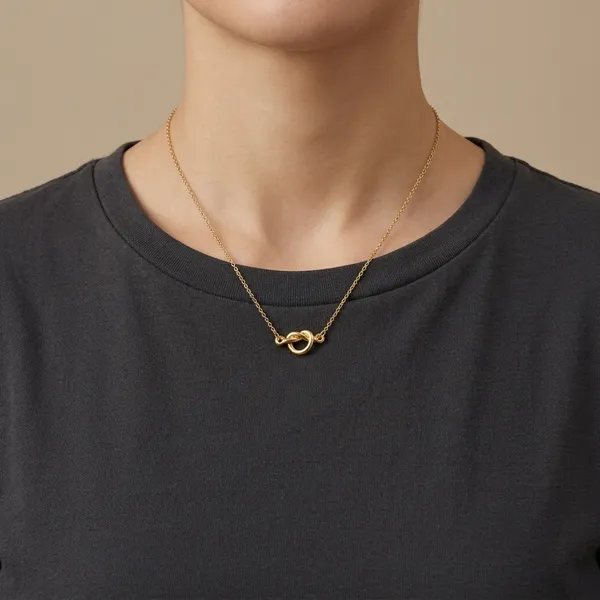 Gold_Stainless_Steel_Premium_And_Elegant_Pendant_Necklace_For_Women
