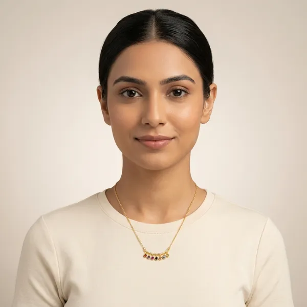 Gold_Stainless_Steel_Premium_And_Elegant_Pendant_Necklace_For_Women