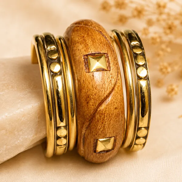 Wooden_Studded_Bangle_Set