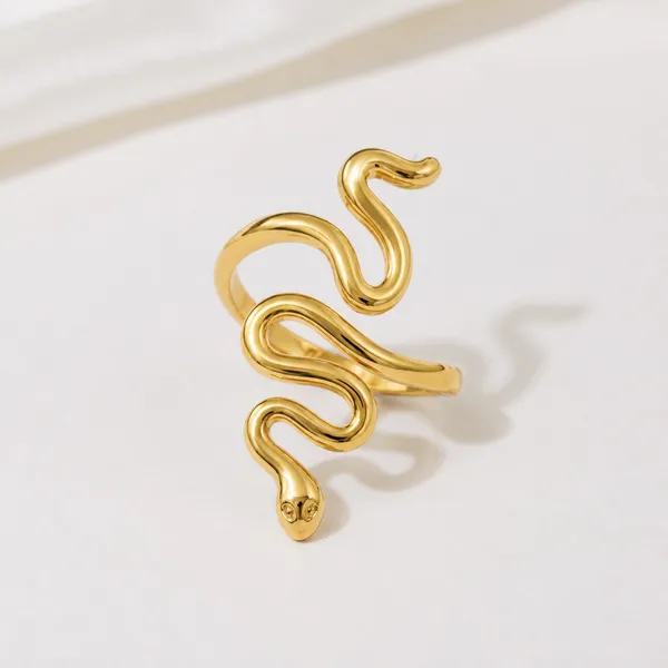 Gold_Stainless_Steel_Premium_And_Elegant_Ring_For_Women