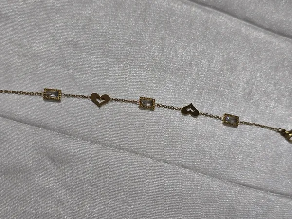 Heartline_Bracelet