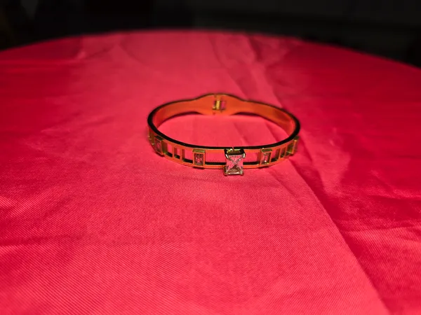 Monarch_Prism_Bangle