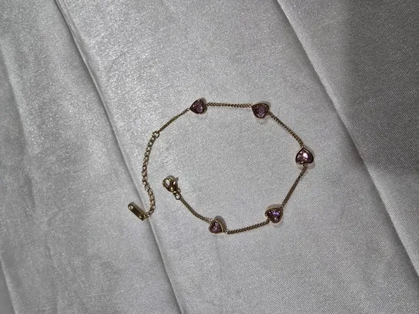 Amora_Heart_Bracelet