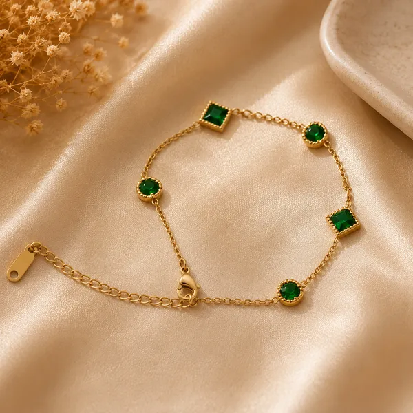 Emerald_Royale_Bracelet