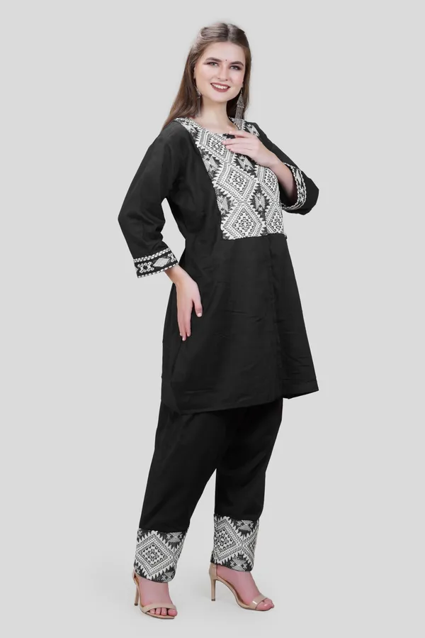 Black_Elegant_Design_Cotton_Co-Ord_Set_For_Women