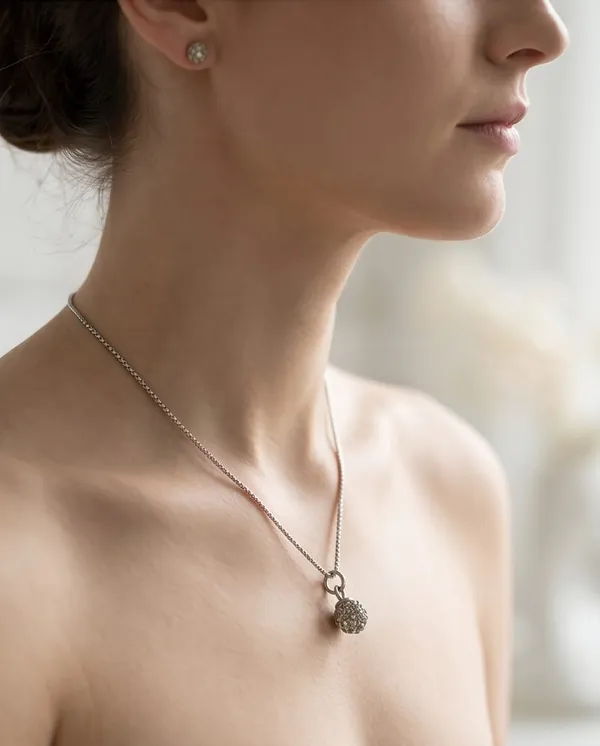 Silver_Rhinestone_Pendant_Necklace_With_Matching_Stud_Earrings_Set