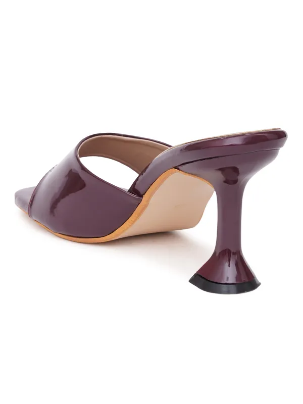 Wine_Patent_Leather_Block_Heel_Slip-On_Sandals_For_Women
