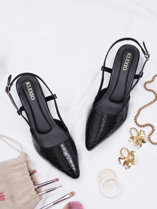 Black_Textured_Patent_Slingback_Block_Heel_Sandals_For_Women