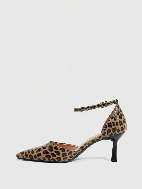 Leopard_Print_Patent_Ankle_Strap_Kitten_Heel_Pumps_For_Women