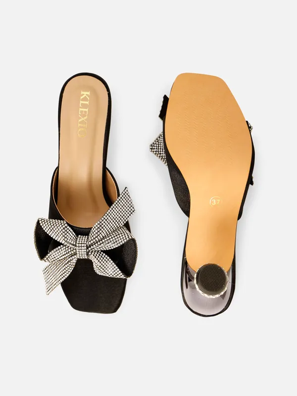 Black_Satin_Embellished_Bow_Block_Heel_Sandals_For_Women