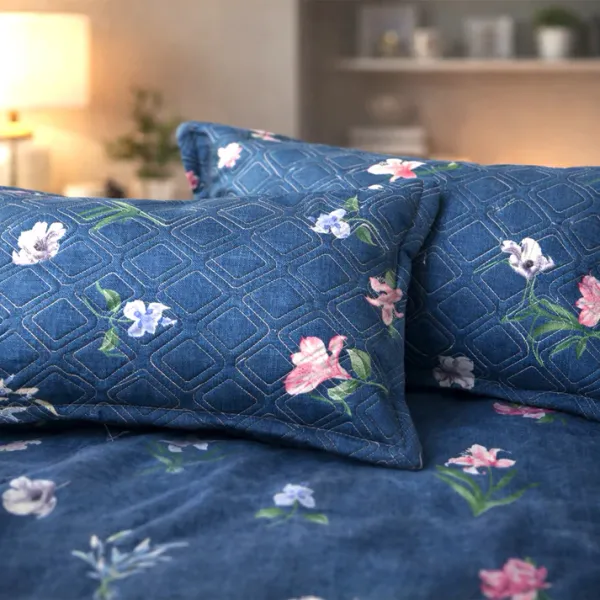 Midnight_Bloom_Soft_Cotton_King_Size_Bedsheet