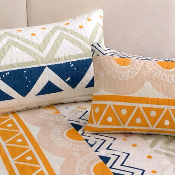 Soft_Cotton_Geo_Fusion_King_Size_Bedsheet