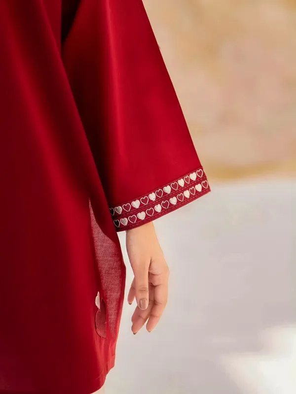 Red_Cotton_Relaxed_Heart_Embroidered_Kurti_Set_For_Women