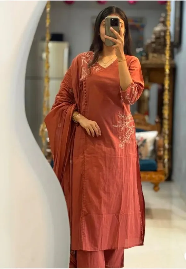 Orange_Cotton_Straight_Cut_Floral_Embroidered_Kurti_Set_For_Women