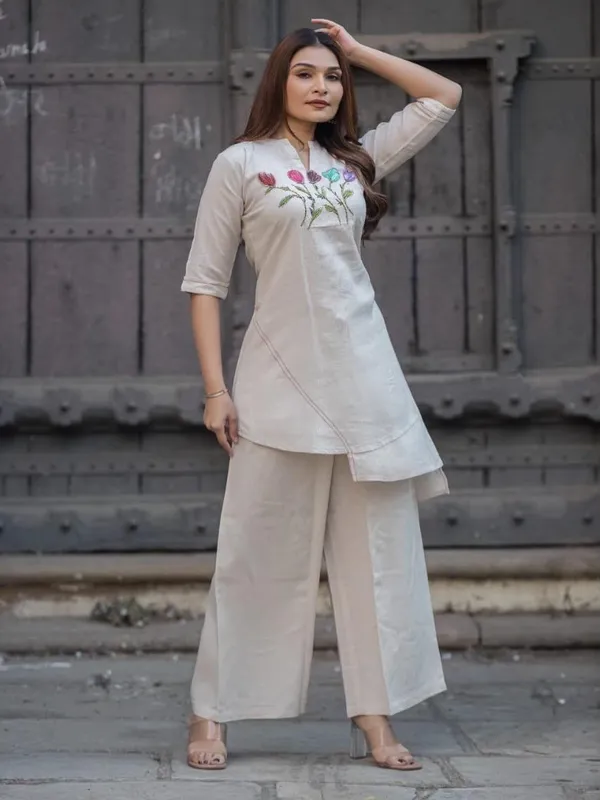 Off_White_Cotton_Floral_Embroidered_Kurta_Palazzo_Set_For_Women