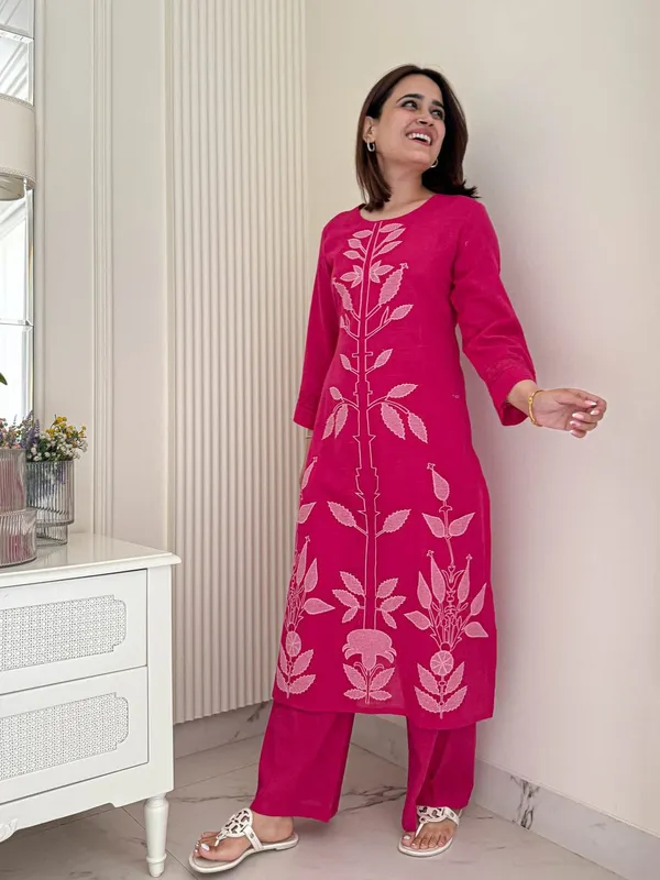 Pink_Cotton_Straight_Floral_Embroidered_Kurta_Set_For_Women