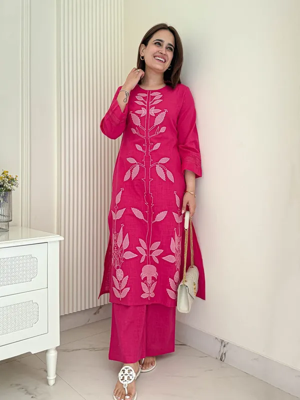 Pink_Cotton_Straight_Floral_Embroidered_Kurta_Set_For_Women