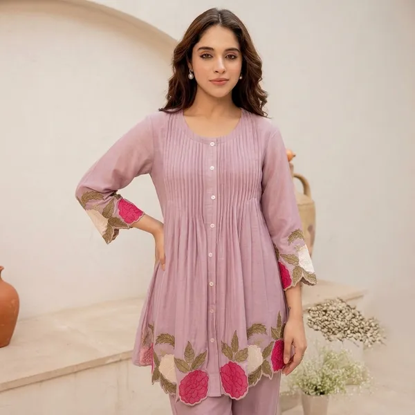 Purple_Georgette_Pintuck_Floral_Embroidered_Kurta_Set_For_Women