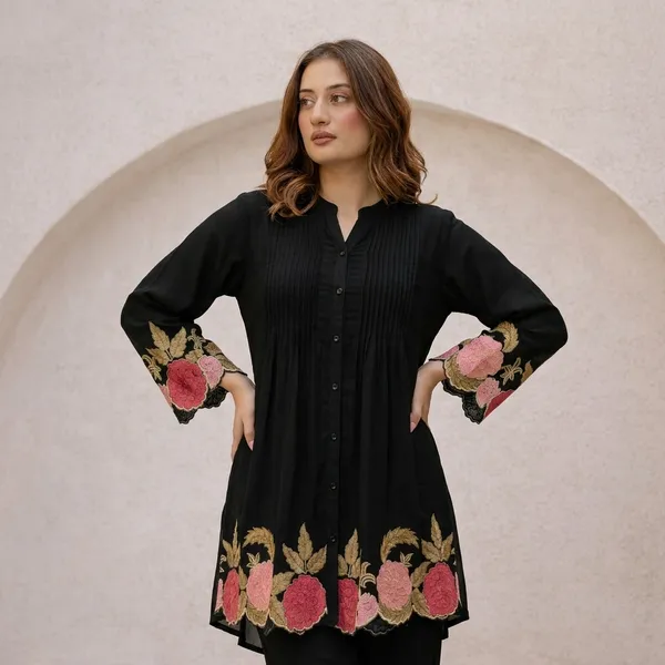 Black_Georgette_Pintuck_Floral_Embroidered_Kurta_Set_For_Women