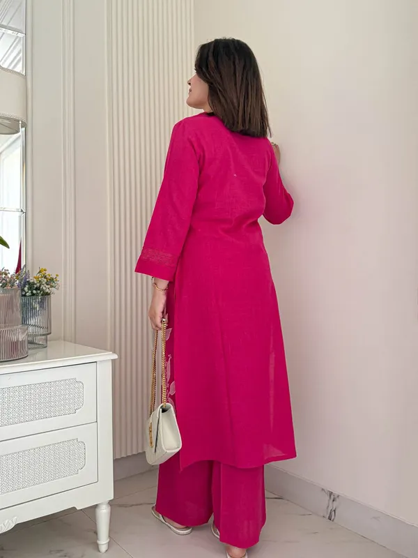 Pink_Cotton_Straight_Floral_Embroidered_Kurta_Set_For_Women