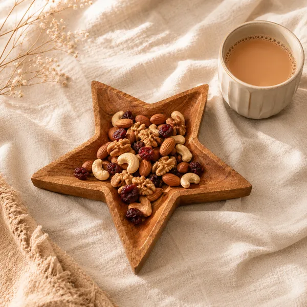 Acacia_Wood_Star_Shaped_Open_Snack_Serving_Bowl