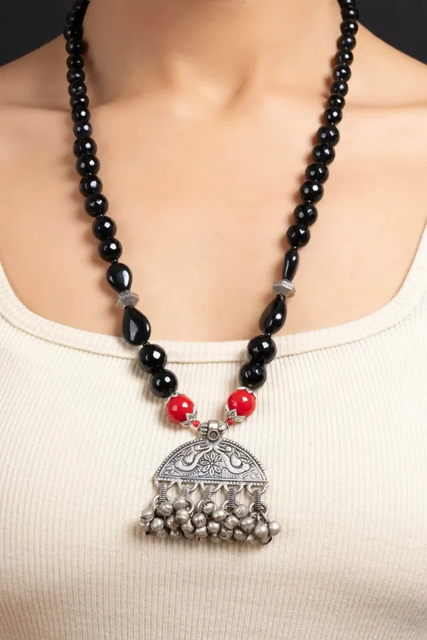 Handmade_German_Silver_Ghungroo_Pendant_With_Red_Black_Onyx_Stones_Jewelry_Sets