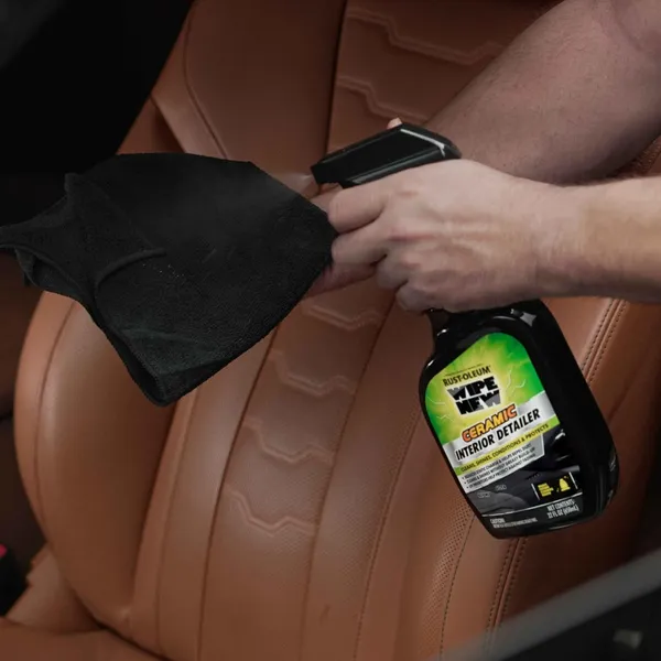 Wipe_New_Ceramic_Interior_Detailer_Spray_650Ml