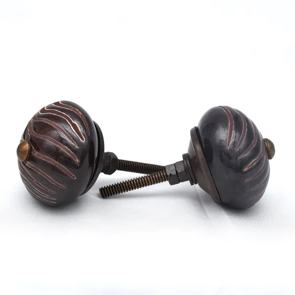 Wood_Traditional_Carved_Wave_Pattern_Spherical_Cabinet_Knobs