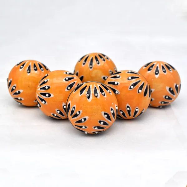 Ceramic_Artisan_Orange_Black_White_Hand_Painted_Floral_Round_Knobs