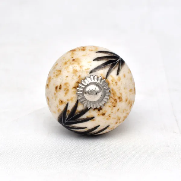 Ceramic_Rustic_Black_Floral_Botanical_Cabinet_Knobs
