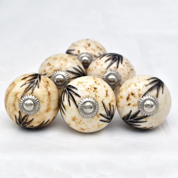 Ceramic_Rustic_Black_Floral_Botanical_Cabinet_Knobs