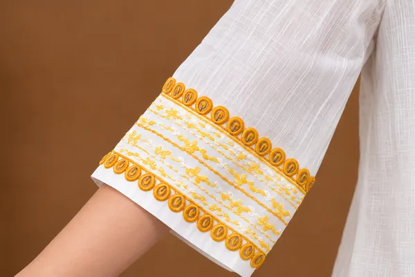 White_Embroidered_Straight_Kurta_for_Women
