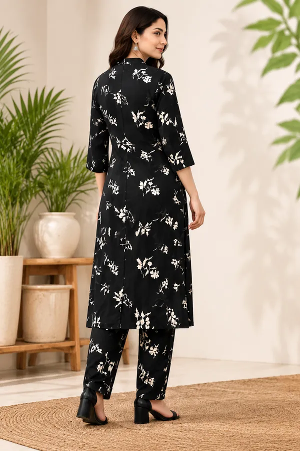 Black_Floral_Printed_Kurta_Set_for_Women