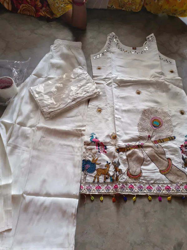 White_Cotton_Silk_Embroidered_Peacock_Motif_Kurta_Set_For_Women