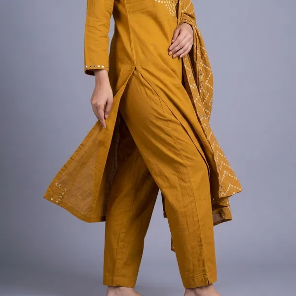 Brown_Dabu_Cotton_Mirror_Work_Embellished_Kurta_Set_For_Women