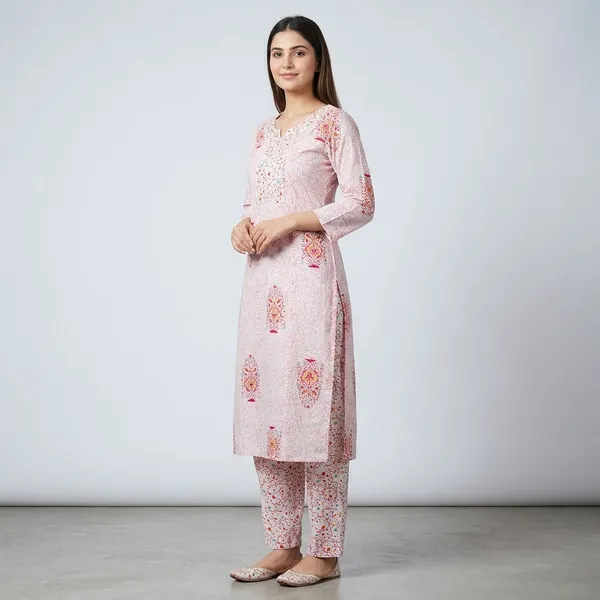 Pink_Cotton_Floral_Print_Kurta_Pajama_Set_For_Women
