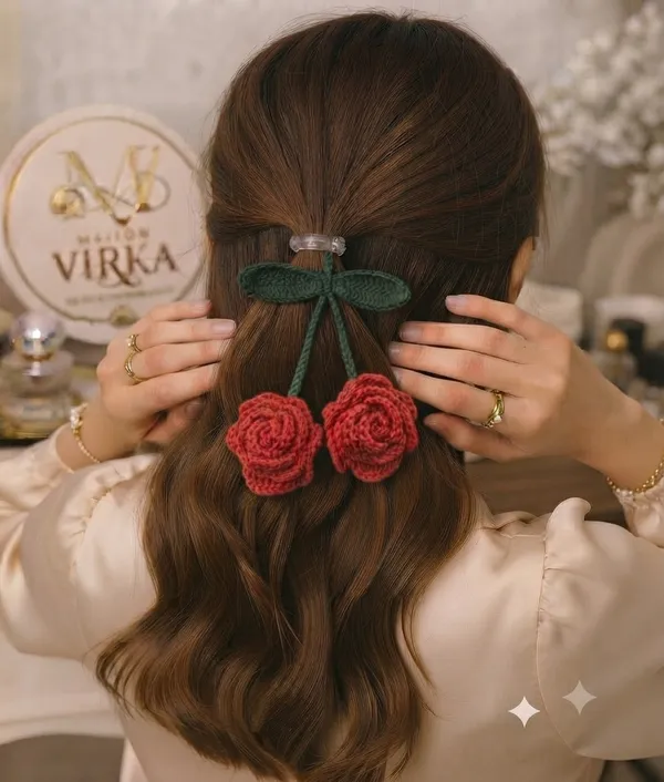 Rose_2-in-1_Bag_Charm_/_Hair_Tie