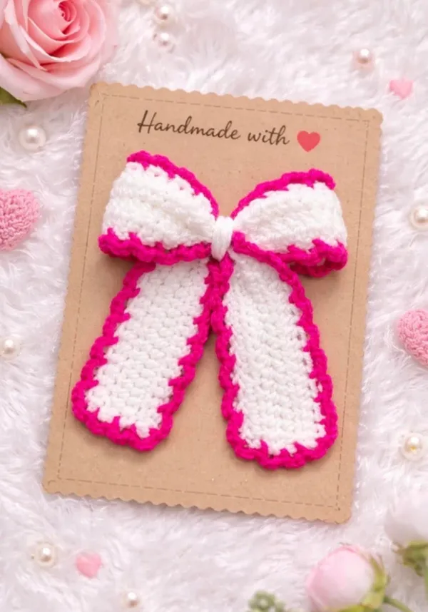 white_bow_with_pink_border