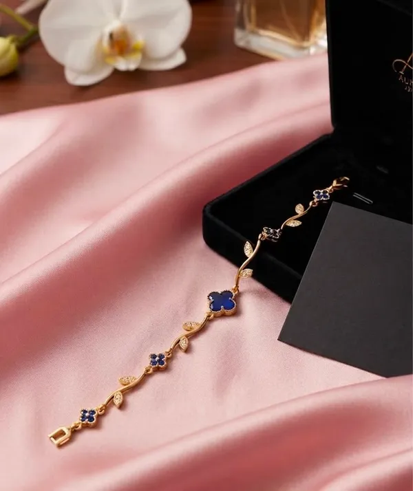 Clover_Floral_Anti_tarnish_Bracelet_for_women_