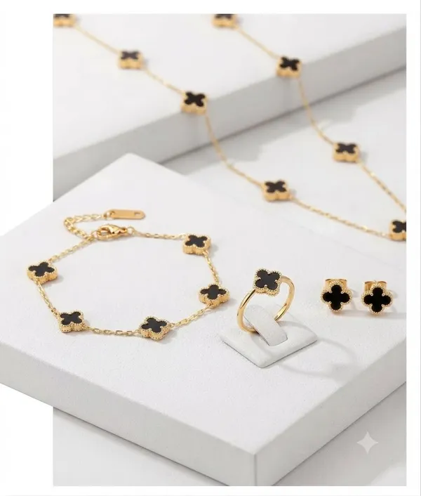 Black_clover_Jewelery_set_combo_of_neckchain,_bracelet,_ring,_earring_studs