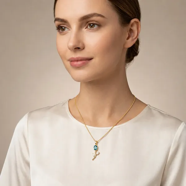 Gold_Tulip_Pendant_Necklace_For_Women