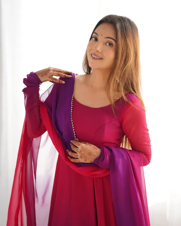 Pink_And_Purple_Heavy_Pure_Soft_Fox_Georgette_Anarkali_Suit_Set_For_Women