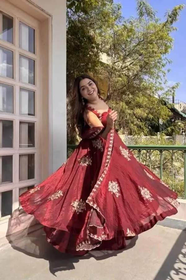 Maroon_Fendy_Silk_Anarkali_Suit_Set_For_Women