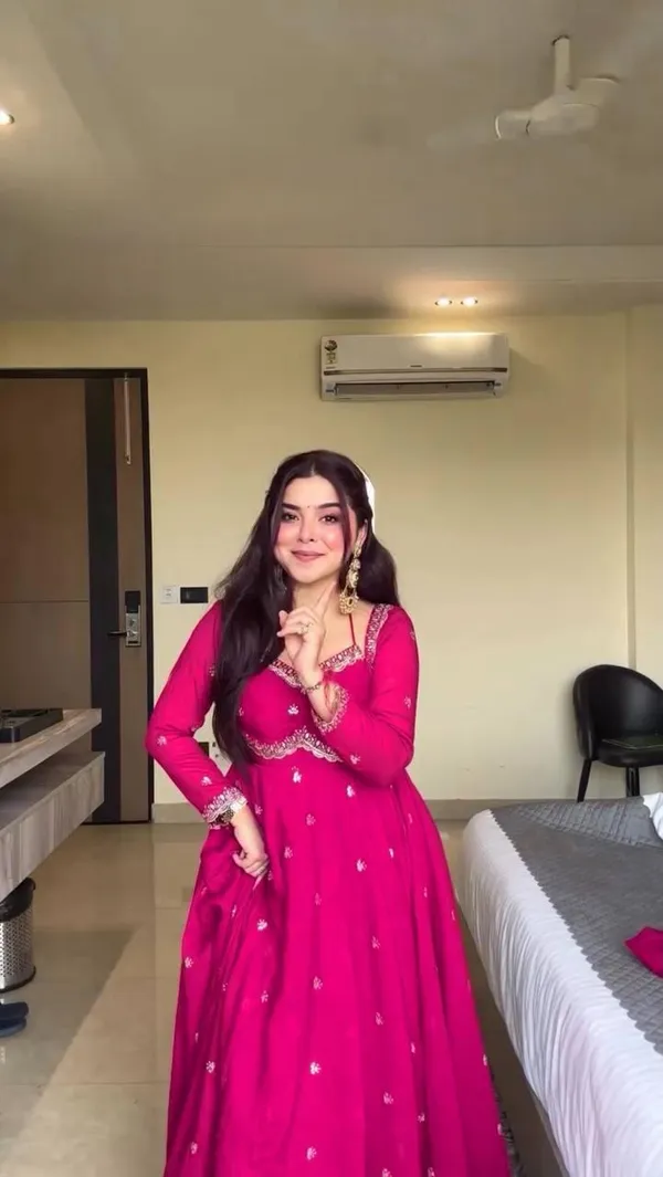 Magenta_Foux_Gorgette_Anarkali_Set_For_Women
